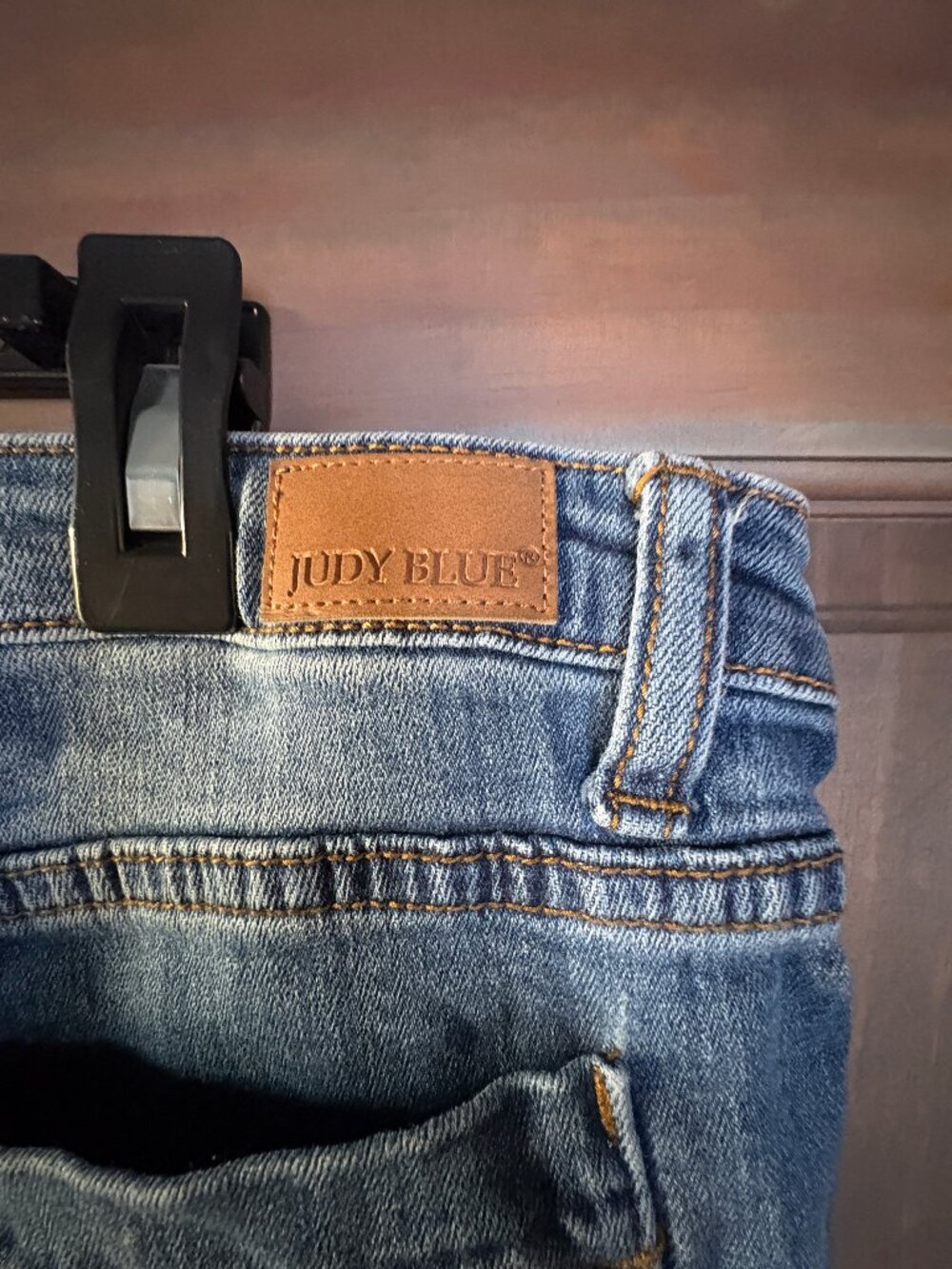 Judy Blue womens cropped jeans size 11/30 - Picture 3 of 6